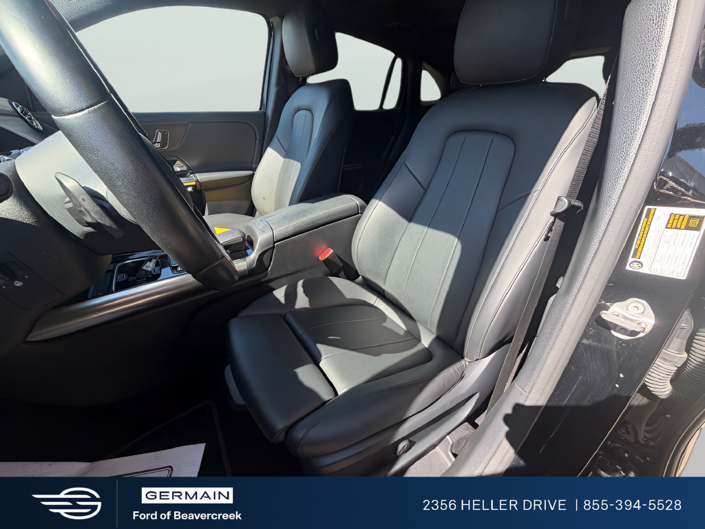 Used 2021 Mercedes-Benz GLA 250 4MATIC w/ Premium Package image 15