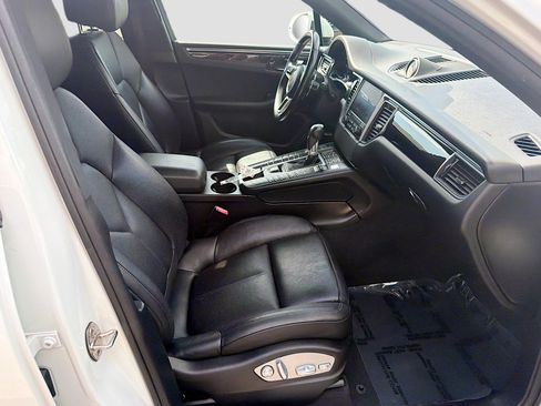 Used 2018 Porsche Macan S AWD/4WD image 32