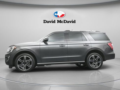 Used 2020 Ford Expedition Limited w/ Texas Edition Package RWD image 35