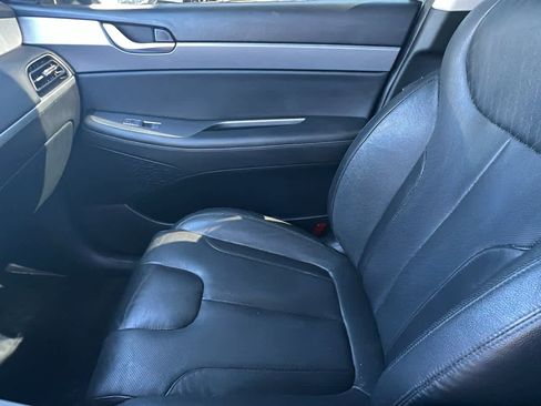 Used 2022 Hyundai Palisade SEL w/ Premium Package image 11