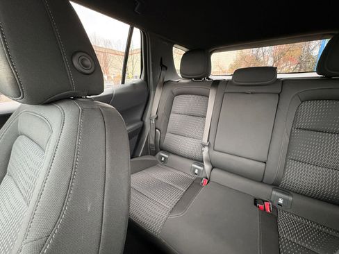 Used 2025 Chevrolet Equinox LT image 38