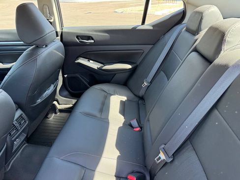 Used 2021 Nissan Altima 2.5 SL FWD image 8