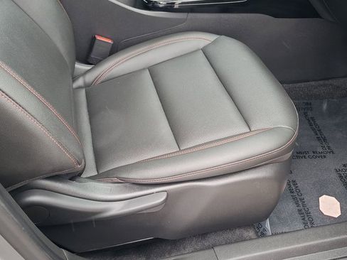 Used 2024 Chevrolet Trax RS w/ Sunroof Package image 11