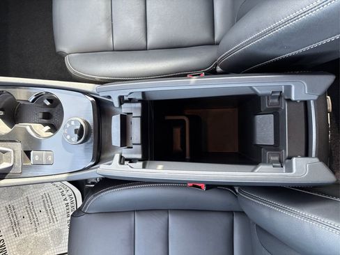 Used 2024 Nissan Rogue SL image 21