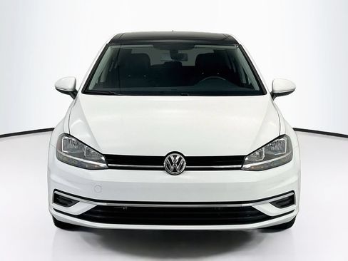 Used 2020 Volkswagen Golf 4-Door FWD image 2