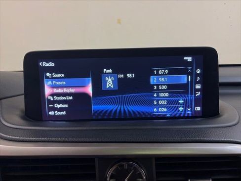 Used 2022 Lexus RX 450hL AWD w/ Premium Package image 25