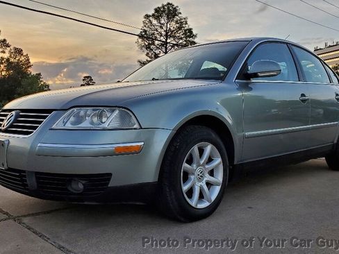 Used 2004 Volkswagen Passat GLS image 1