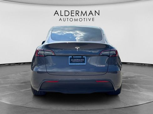Used 2023 Tesla Model Y Long Range AWD/4WD image 4