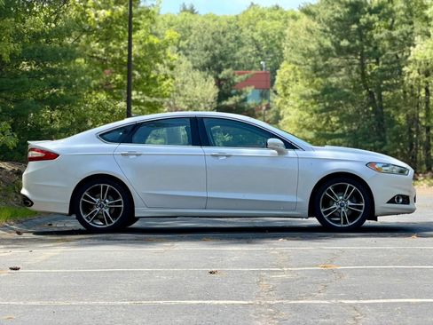 Used 2014 Ford Fusion Titanium FWD image 9