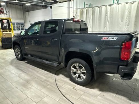 Used 2018 Chevrolet Colorado Z71 AWD/4WD image 5