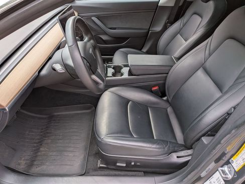 Used 2020 Tesla Model 3 RWD image 11