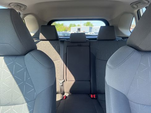 Used 2020 Toyota RAV4 XLE w/ Convenience Package AWD/4WD image 23
