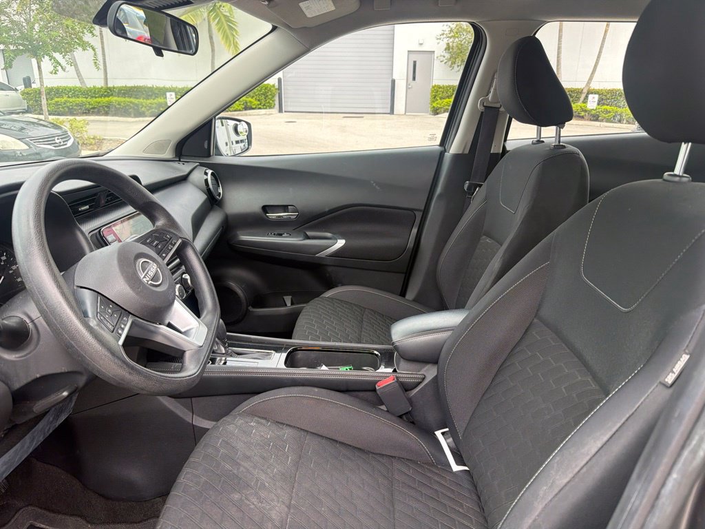 Used 2023 Nissan Kicks SV FWD image 8