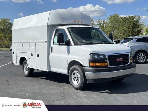New 2025 GMC Savana 3500 w/ Power Convenience Package image 6