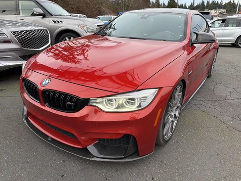 Used 2017 BMW M4 Coupe image 1