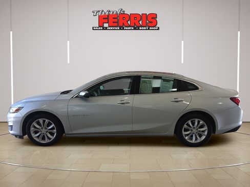 Used 2020 Chevrolet Malibu LT FWD image 2