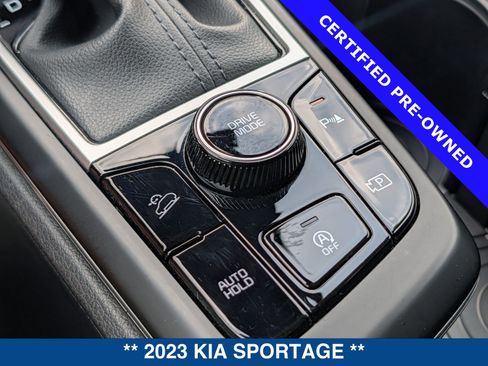 Used 2023 Kia Sportage LX FWD image 32