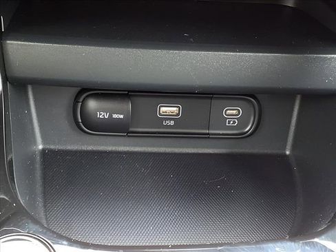 Used 2024 Kia Seltos S image 17