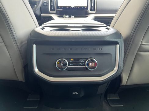 New 2026 Ford Expedition Active RWD image 23