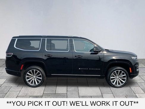 Used 2023 Jeep Grand Wagoneer Series II w/ Flexible Seating Group AWD/4WD image 8