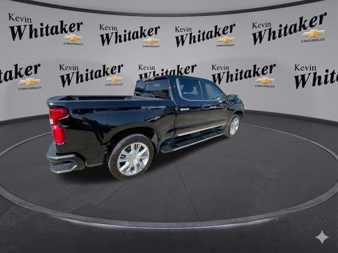 Certified 2023 Chevrolet Silverado 1500 High Country w/ High Country Premium Package AWD/4WD image 9