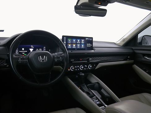 Used 2023 Honda Accord EX-L image 13