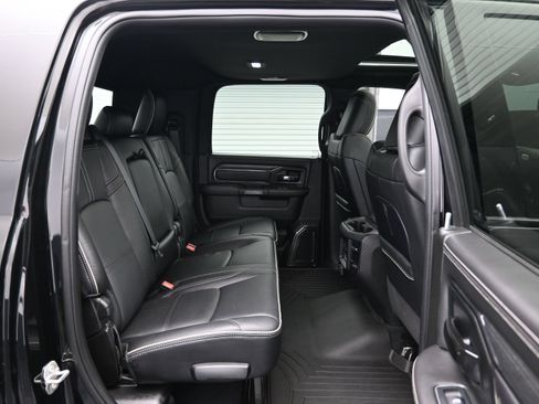 Used 2024 RAM 2500 Limited AWD/4WD image 12