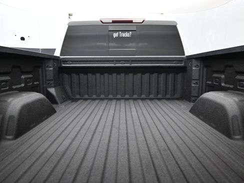 Used 2021 Chevrolet Silverado 1500 LT w/ Texas Edition Plus RWD image 7