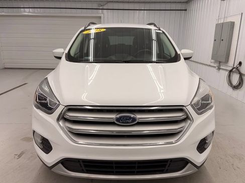 Used 2018 Ford Escape SEL AWD/4WD image 2