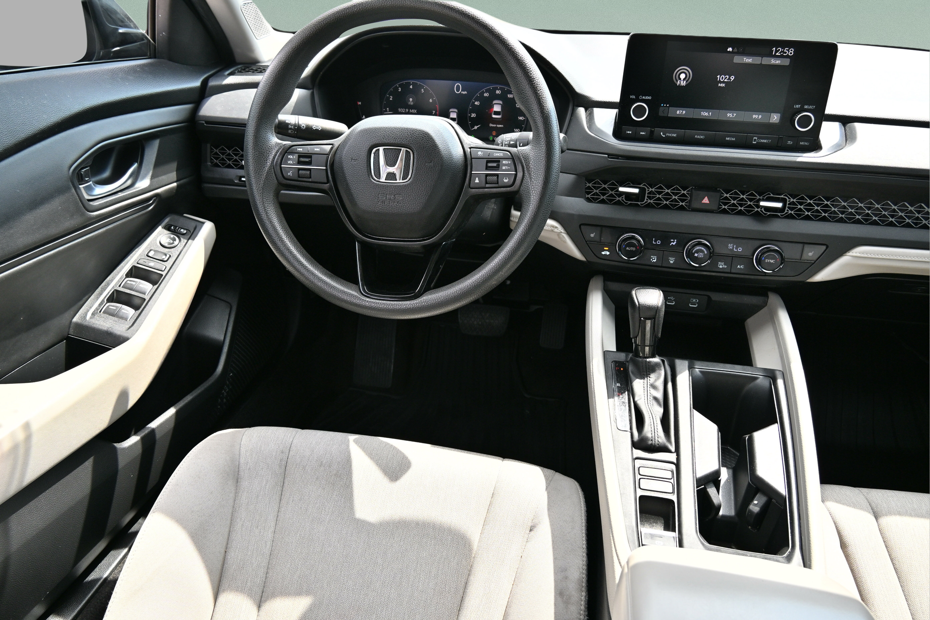 Certified 2025 Honda Accord SE image 10
