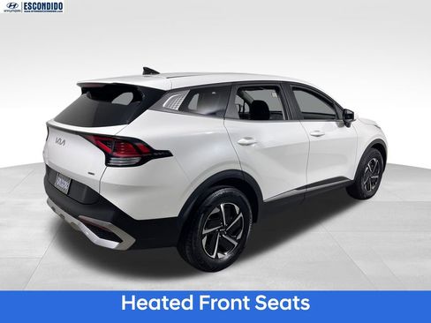 Used 2023 Kia Sportage LX AWD/4WD image 5