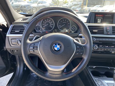 Used 2018 BMW 330e RWD image 10