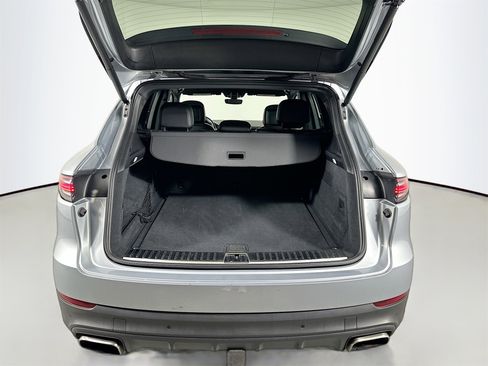 Certified 2023 Porsche Cayenne image 37