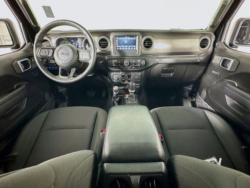 Used 2023 Jeep Wrangler Unlimited w/ Cold Weather Group image 27