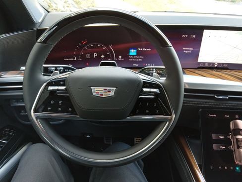 New 2026 Cadillac Escalade Platinum Sport AWD/4WD image 13