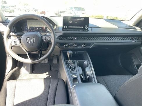 Used 2023 Honda Accord LX image 19