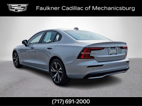 Used 2025 Volvo S60 B5 Core FWD image 7