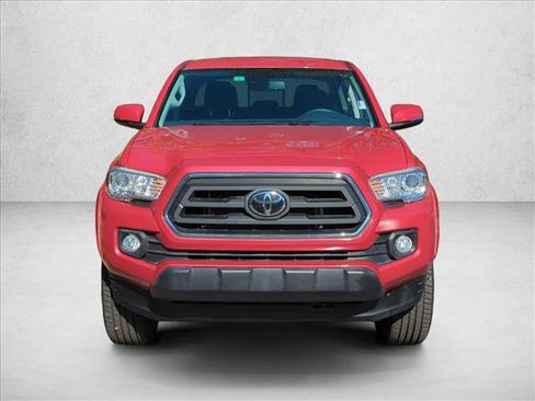 Used 2022 Toyota Tacoma SR5 w/ Technology Package image 2