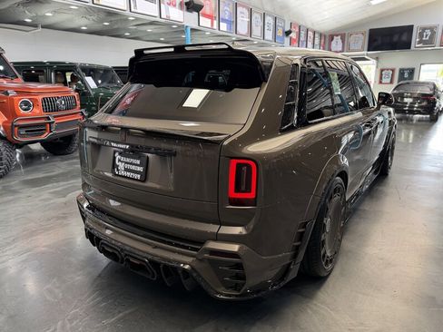 Used 2026 Rolls-Royce Cullinan AWD/4WD image 7