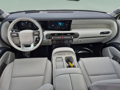 Certified 2026 Hyundai Palisade Calligraphy FWD image 11