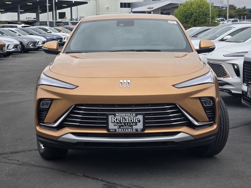 New 2025 Buick Envista Preferred w/ Convenience I Package image 2