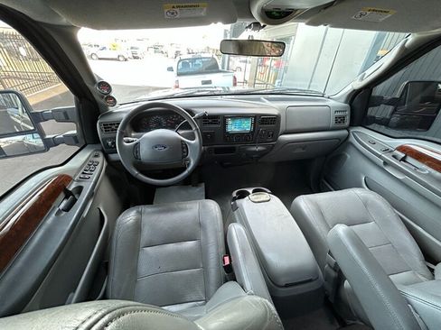 Used 2003 Ford F350 Lariat RWD image 14