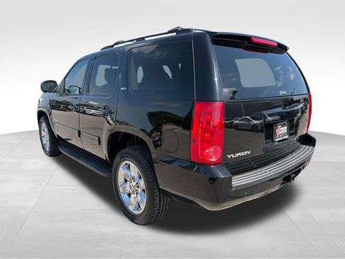 Used 2013 GMC Yukon SLT w/ SLT-2 Equipment Package RWD image 5