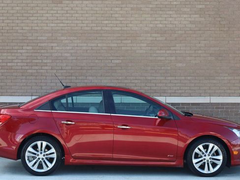 Used 2014 Chevrolet Cruze LTZ w/ Sun, Sound and Sport Package FWD image 3