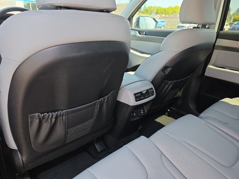 Used 2025 Hyundai Palisade SEL AWD/4WD image 21
