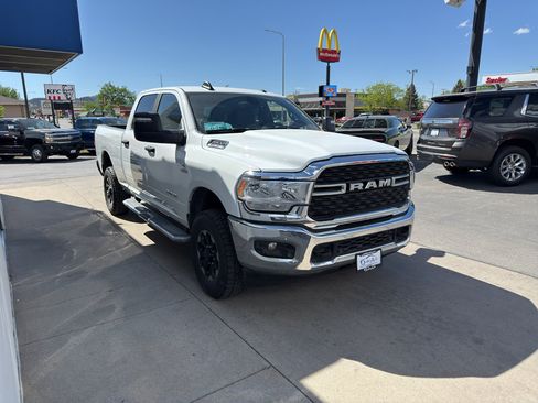 Used 2024 RAM 2500 Big Horn w/ Off Road Package AWD/4WD image 4