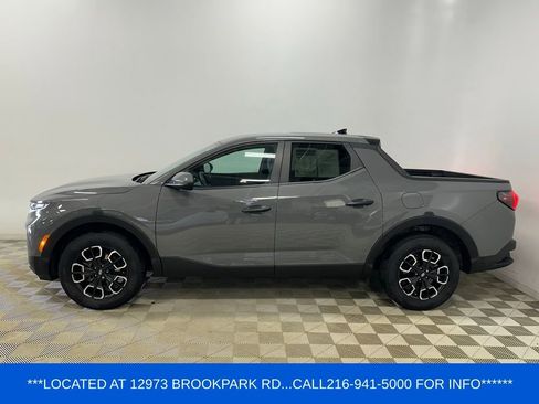 Used 2024 Hyundai Santa Cruz SE FWD image 6