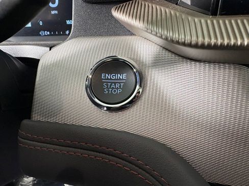Certified 2025 Ford Explorer Active AWD/4WD image 22