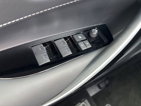 Certified 2023 Toyota Corolla XSE image 14