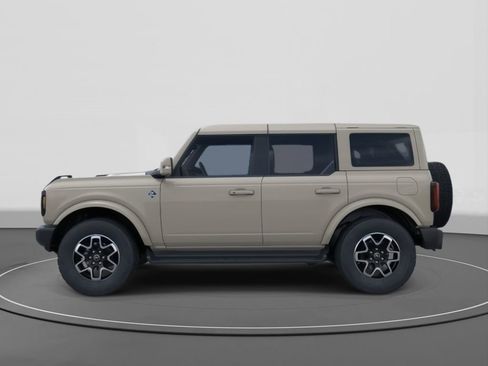 New 2025 Ford Bronco Outer Banks image 3